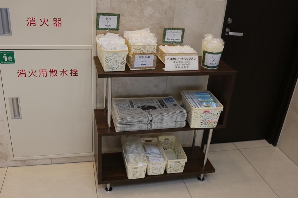Toyoko Inn Kobe Sannomiya-Eki Higashi Exteriör bild